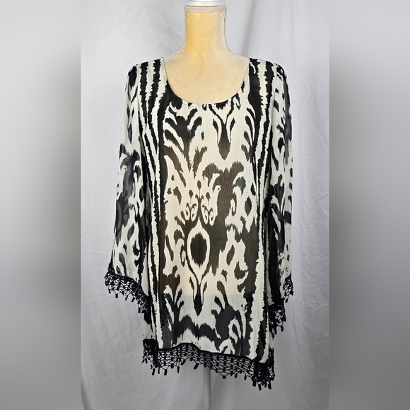 Mushka by Sienna Rose Sheer Animal Print Crochet Fringe Lagenlook Boxy Top sz L - Picture 1 of 9